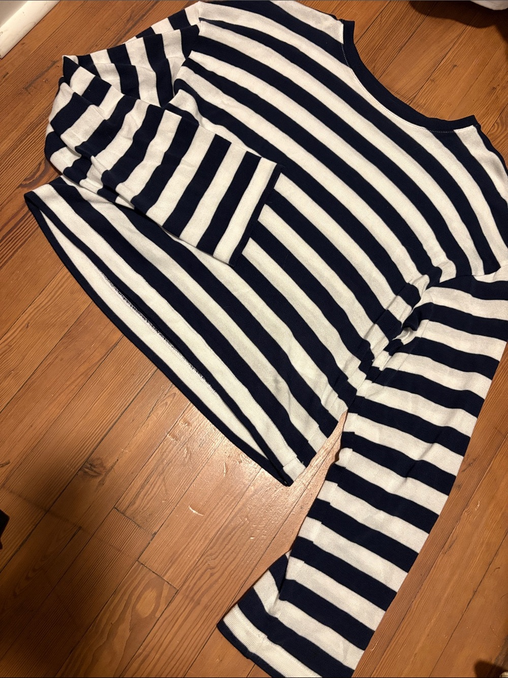 Madewell Drop-Shoulder Pullover Crop Tee in Navy White Stripe size Medium
